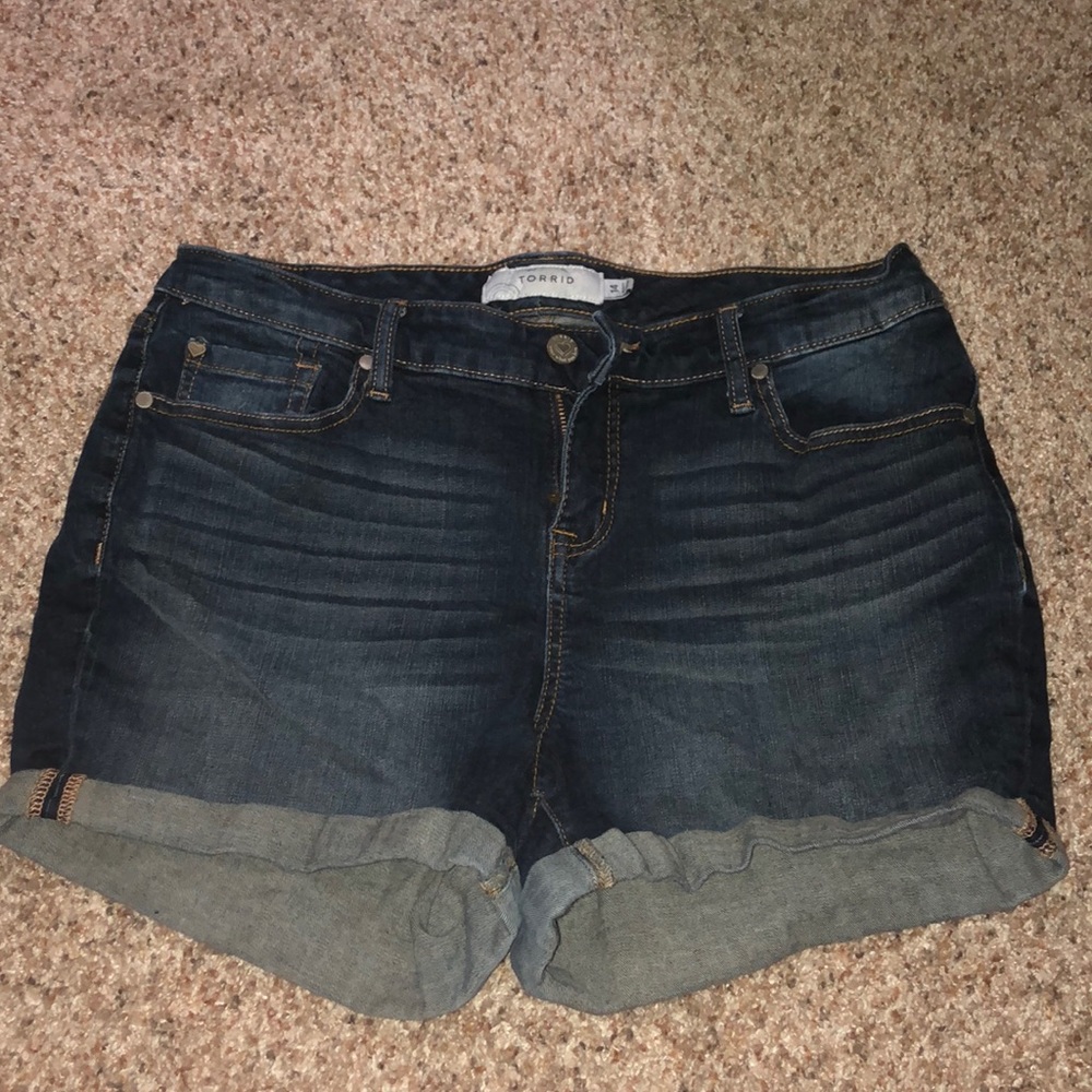 Torrid size 14 jeans shorts